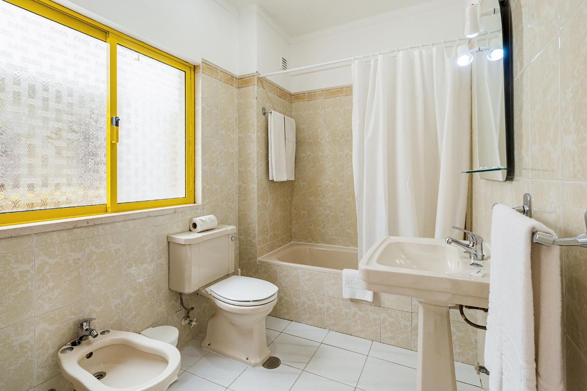 Atlantida By Garvetur Apartment กัวเตย์รา ภายนอก รูปภาพ