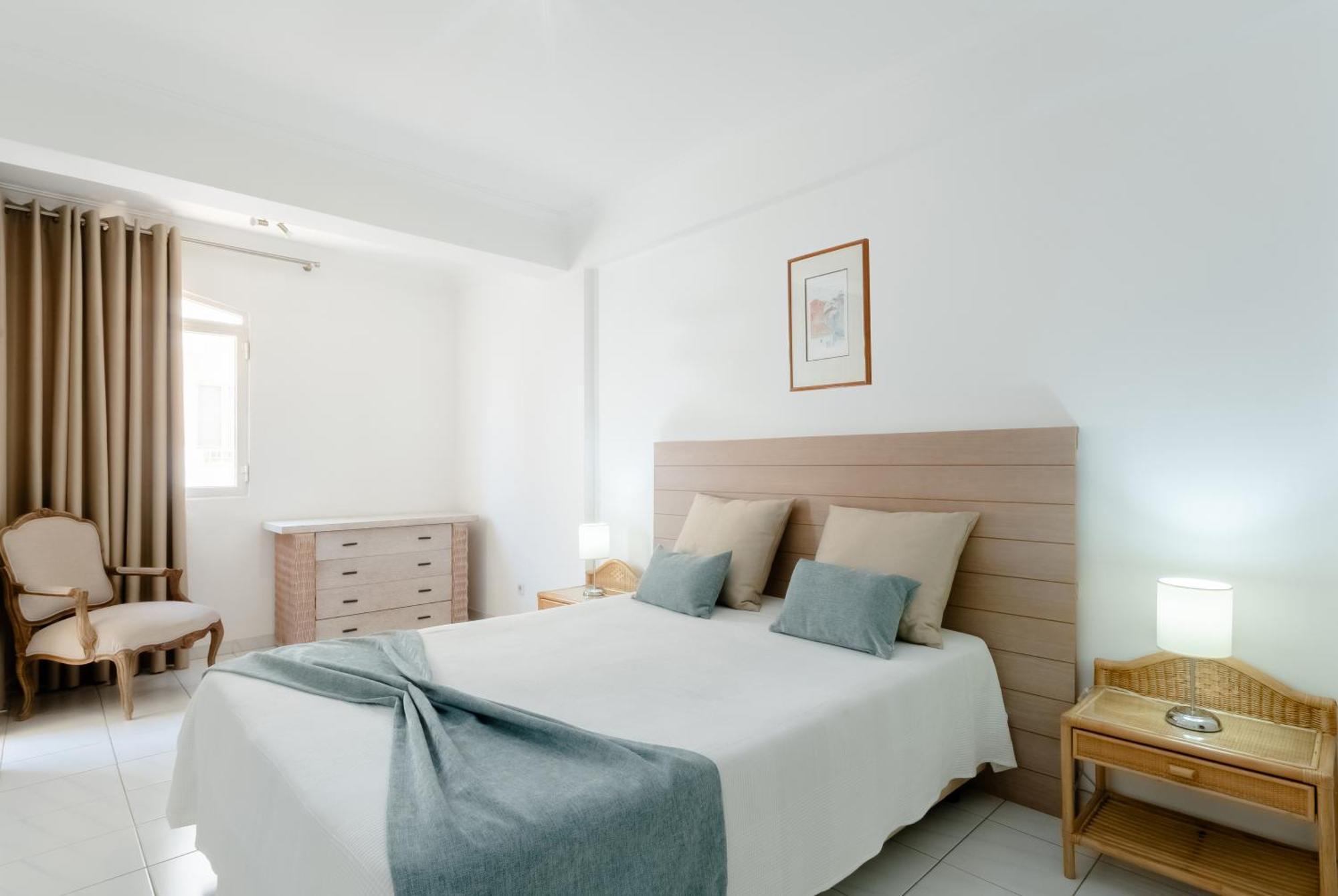 Atlantida By Garvetur Apartment กัวเตย์รา ภายนอก รูปภาพ